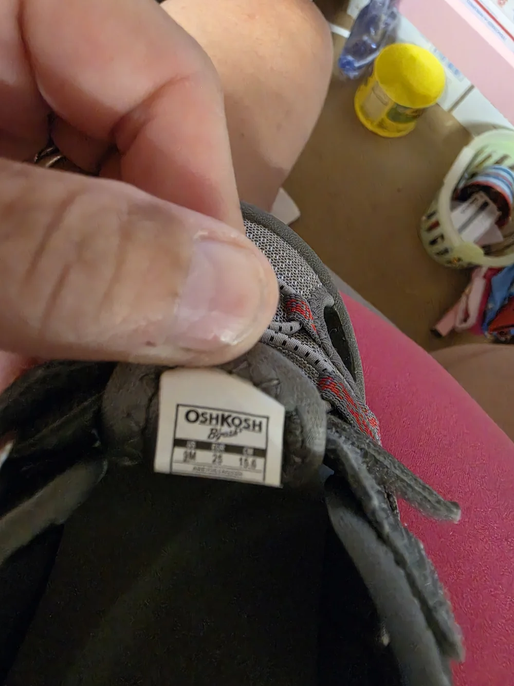 AT-1 OshKosh B'gosh Gray and Red Kids Active Sandals Size 9